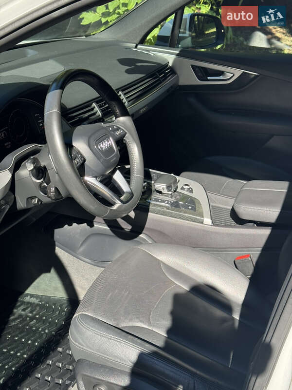Внедорожник / Кроссовер Audi Q7 2017 в Ровно фото 9 Внедорожник / Кроссовер Audi Q7 2017 в Ровно