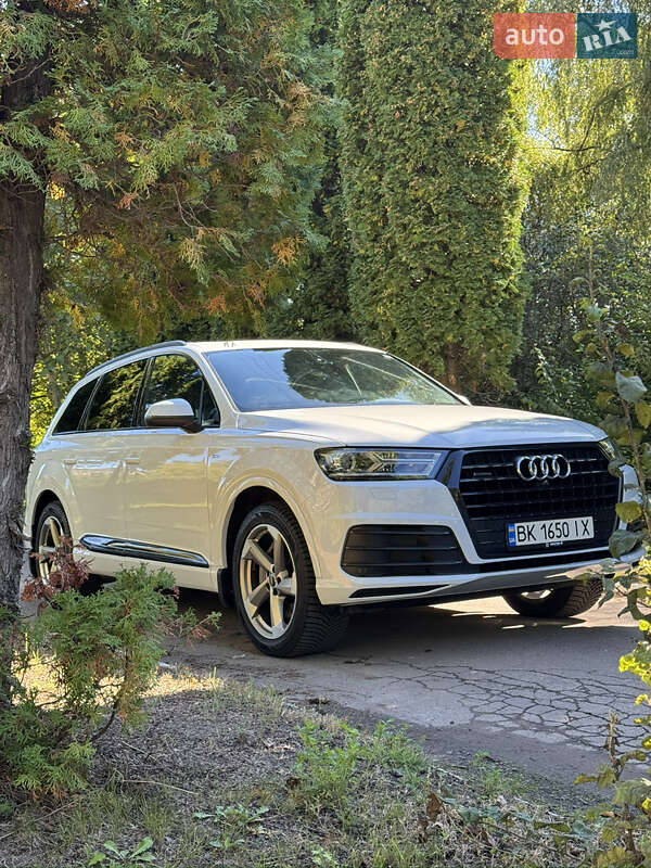 Audi Q7 2017