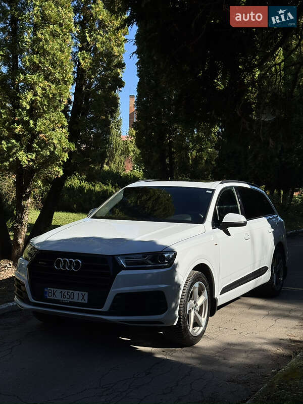 Внедорожник / Кроссовер Audi Q7 2017 в Ровно фото 20 Внедорожник / Кроссовер Audi Q7 2017 в Ровно
