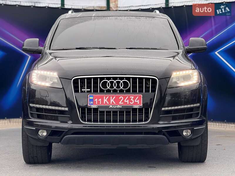 Позашляховик / Кросовер Audi Q7 2015 в Запоріжжі