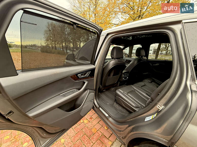 Позашляховик / Кросовер Audi Q7 2016 в Харкові фото 31 Позашляховик / Кросовер Audi Q7 2016 в Харкові