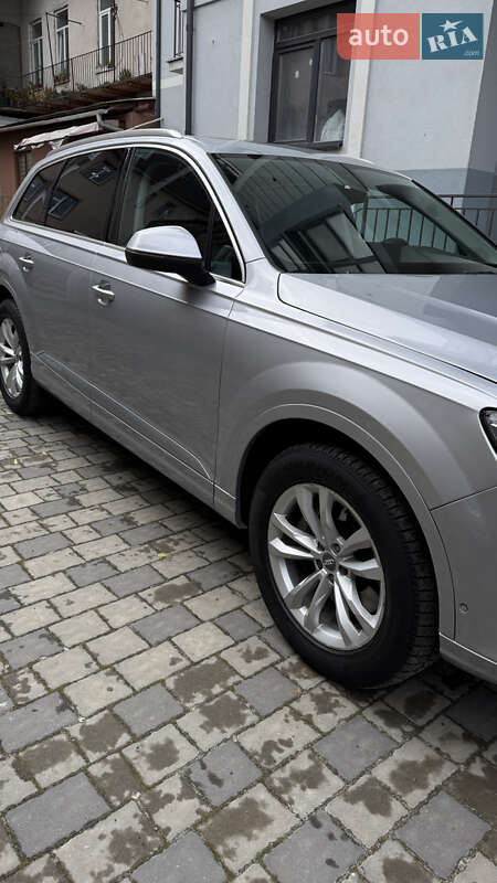 Позашляховик / Кросовер Audi Q7 2017 в Коломиї