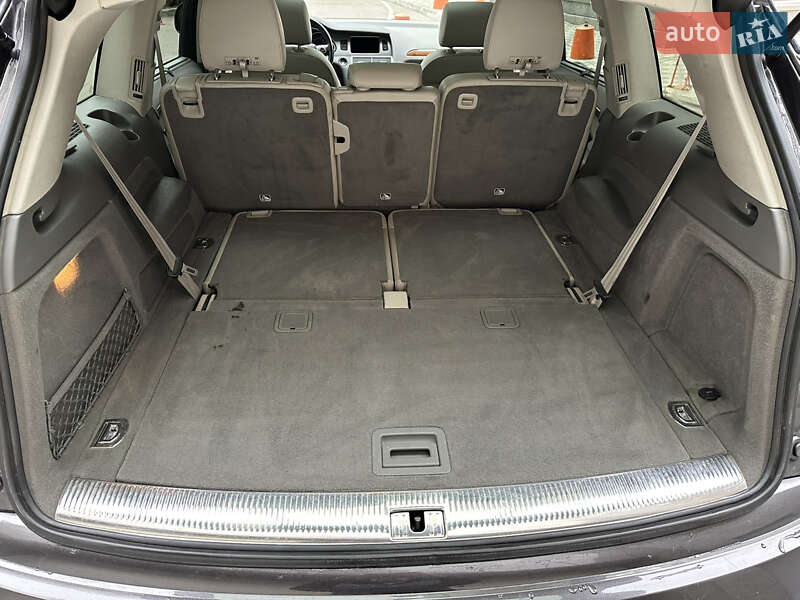 Внедорожник / Кроссовер Audi Q7 2015 в Киеве