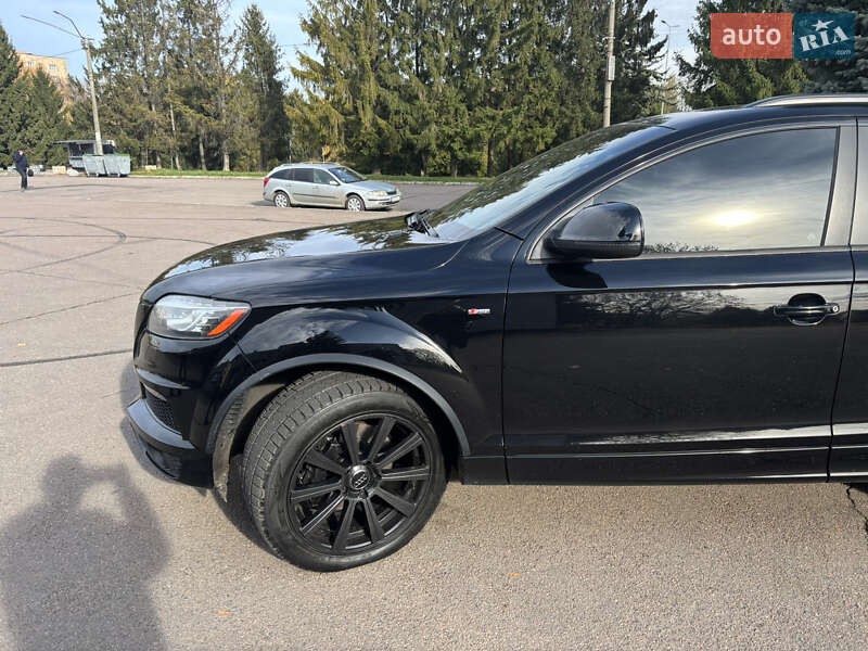 Позашляховик / Кросовер Audi Q7 2013 в Києві