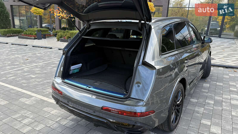 Позашляховик / Кросовер Audi Q7 2023 в Ужгороді фото 26 Позашляховик / Кросовер Audi Q7 2023 в Ужгороді