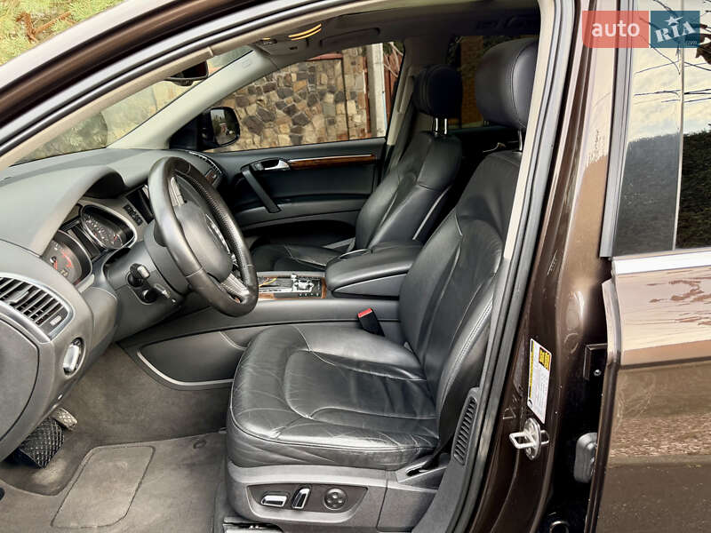 Позашляховик / Кросовер Audi Q7 2012 в Львові