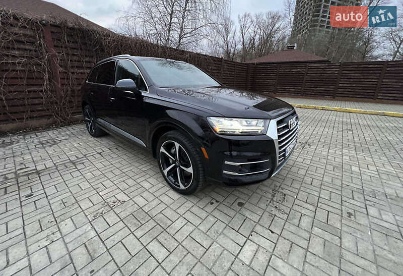 Позашляховик / Кросовер Audi Q7 2018 в Києві фото 22 Позашляховик / Кросовер Audi Q7 2018 в Києві