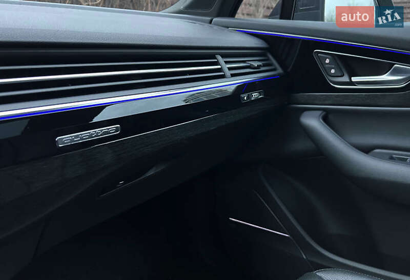 Позашляховик / Кросовер Audi Q7 2018 в Києві фото 47 Позашляховик / Кросовер Audi Q7 2018 в Києві