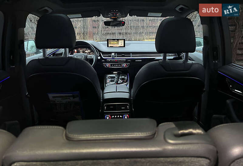 Позашляховик / Кросовер Audi Q7 2018 в Києві фото 69 Позашляховик / Кросовер Audi Q7 2018 в Києві