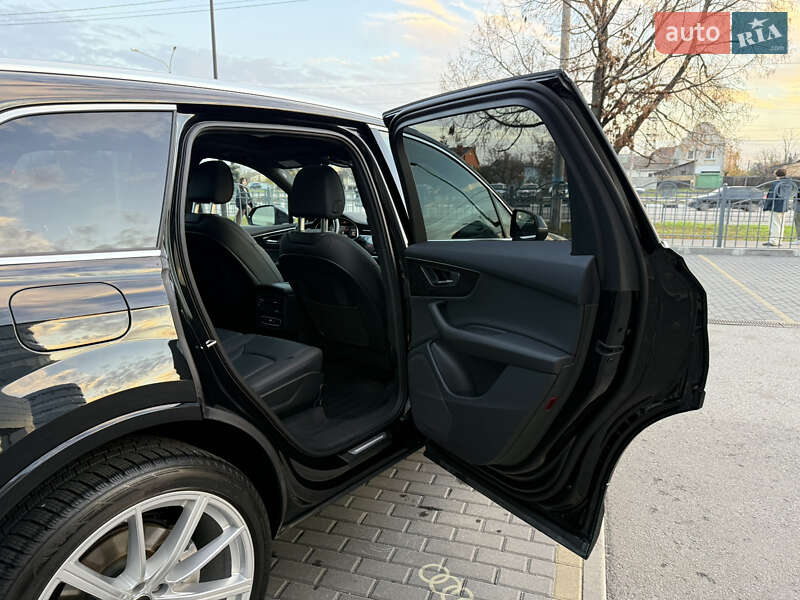 Позашляховик / Кросовер Audi Q7 2022 в Харкові фото 33 Позашляховик / Кросовер Audi Q7 2022 в Харкові