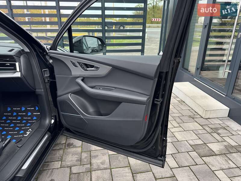 Позашляховик / Кросовер Audi Q7 2022 в Рівному фото 47 Позашляховик / Кросовер Audi Q7 2022 в Рівному