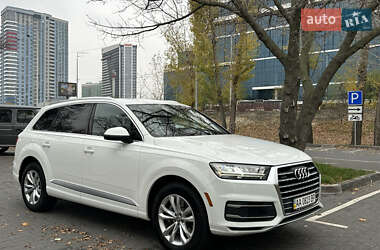 Внедорожник / Кроссовер Audi Q7 2017 в Киеве