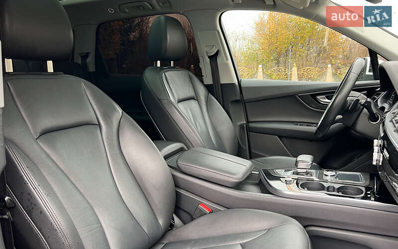 Позашляховик / Кросовер Audi Q7 2017 в Львові фото 24 Позашляховик / Кросовер Audi Q7 2017 в Львові