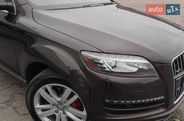 Внедорожник / Кроссовер Audi Q7 2014 в Киеве