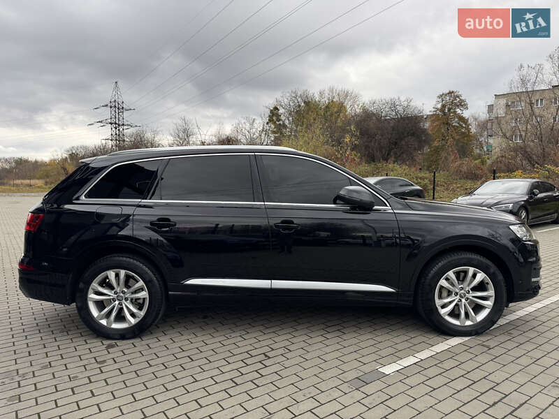 Внедорожник / Кроссовер Audi Q7 2017 в Львове