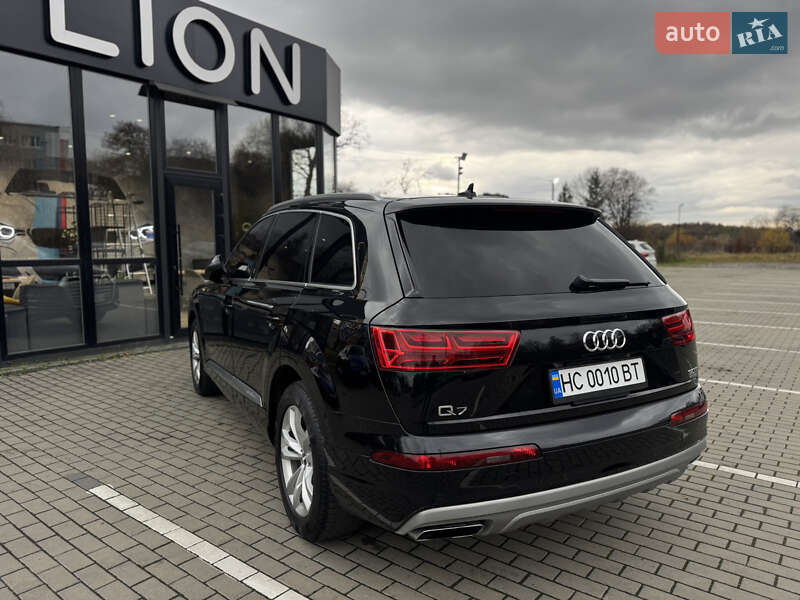 Внедорожник / Кроссовер Audi Q7 2017 в Львове