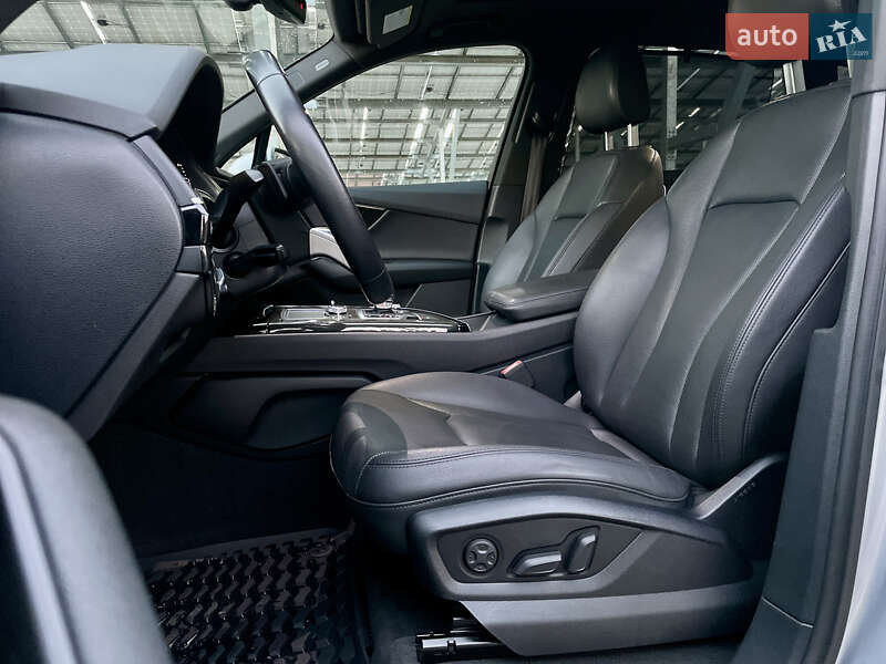 Внедорожник / Кроссовер Audi Q7 2017 в Львове фото 13 Внедорожник / Кроссовер Audi Q7 2017 в Львове