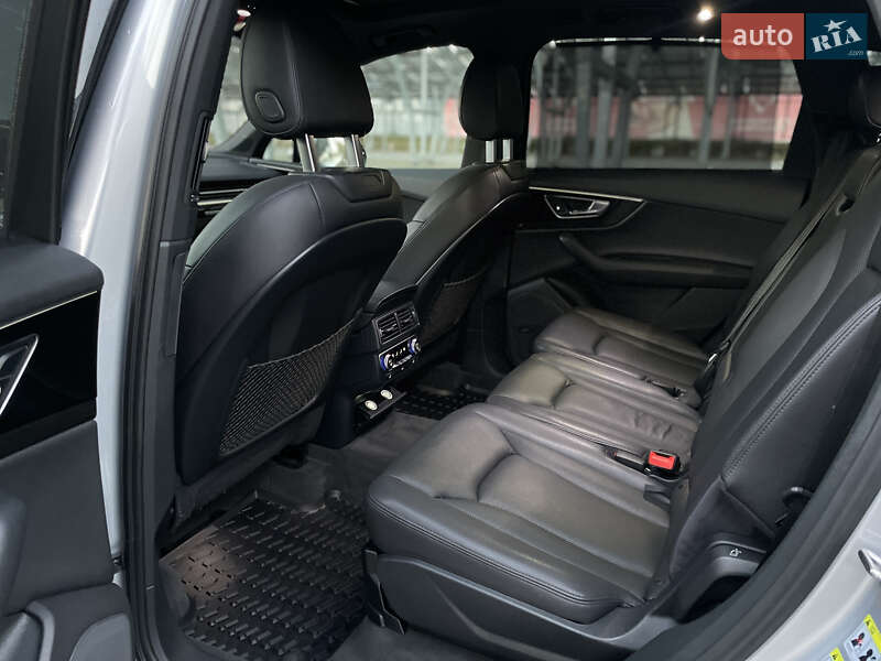 Внедорожник / Кроссовер Audi Q7 2017 в Львове фото 18 Внедорожник / Кроссовер Audi Q7 2017 в Львове