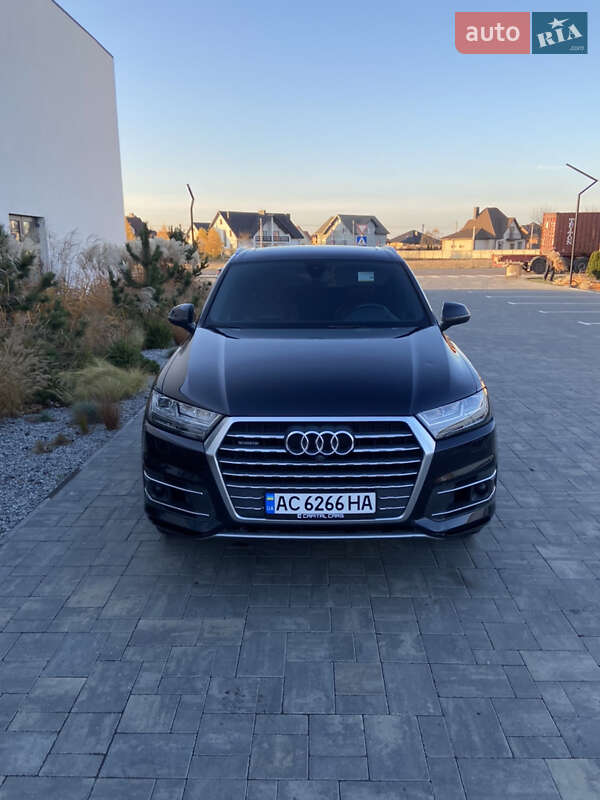 Внедорожник / Кроссовер Audi Q7 2016 в Луцке фото 3 Внедорожник / Кроссовер Audi Q7 2016 в Луцке