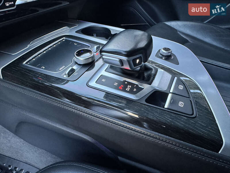 Внедорожник / Кроссовер Audi Q7 2015 в Львове фото 36 Внедорожник / Кроссовер Audi Q7 2015 в Львове