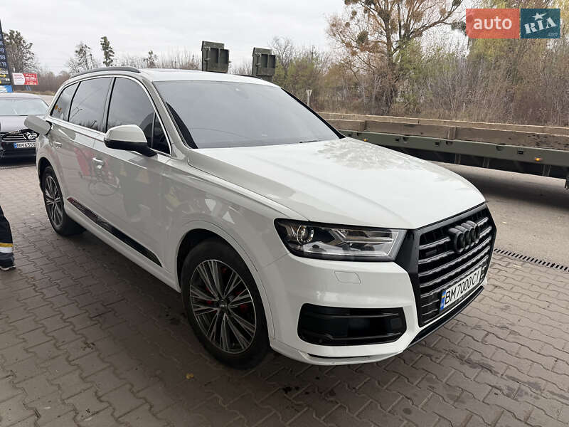 Позашляховик / Кросовер Audi Q7 2017 в Полтаві