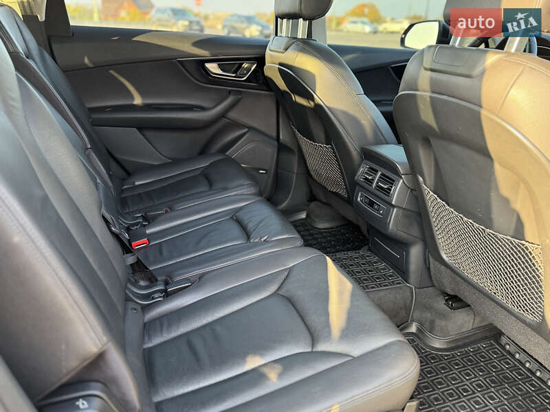 Внедорожник / Кроссовер Audi Q7 2015 в Харькове фото 17 Внедорожник / Кроссовер Audi Q7 2015 в Харькове