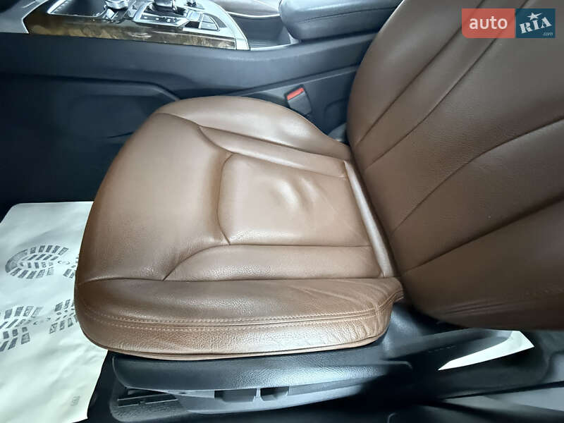 Внедорожник / Кроссовер Audi Q7 2018 в Трускавце