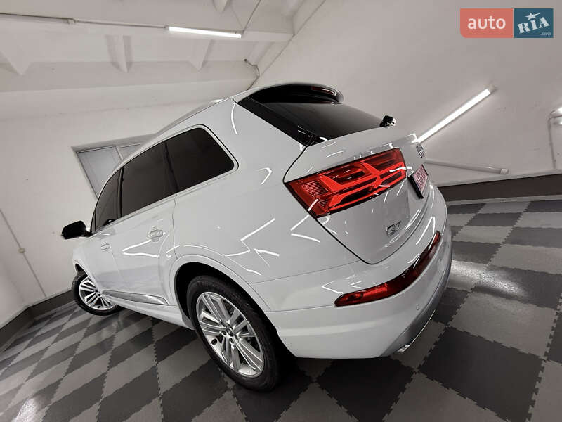 Внедорожник / Кроссовер Audi Q7 2018 в Трускавце