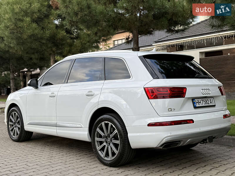 Позашляховик / Кросовер Audi Q7 2018 в Одесі