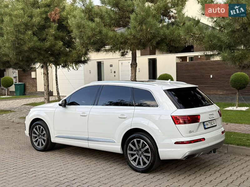 Позашляховик / Кросовер Audi Q7 2018 в Одесі
