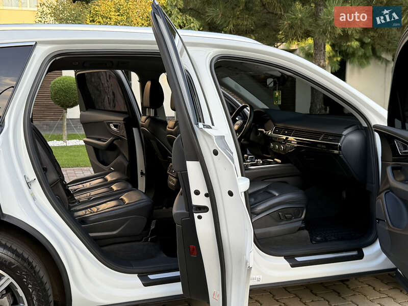 Позашляховик / Кросовер Audi Q7 2018 в Одесі