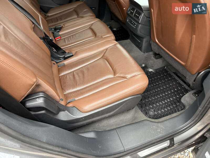 Позашляховик / Кросовер Audi Q7 2016 в Стрию