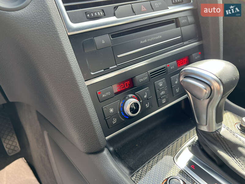 Позашляховик / Кросовер Audi Q7 2014 в Самборі