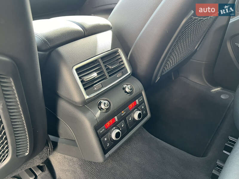 Позашляховик / Кросовер Audi Q7 2014 в Самборі