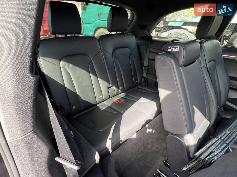 Позашляховик / Кросовер Audi Q7 2014 в Самборі