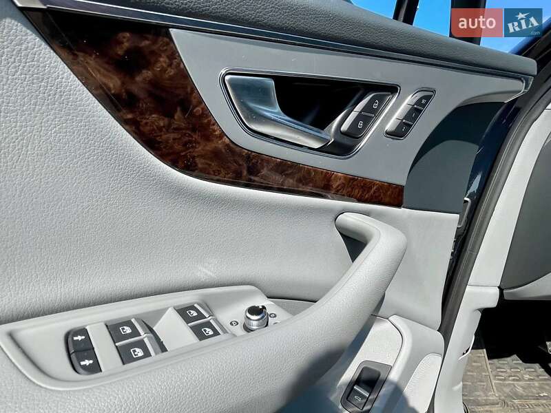 Внедорожник / Кроссовер Audi Q7 2017 в Киеве фото 17 Внедорожник / Кроссовер Audi Q7 2017 в Киеве
