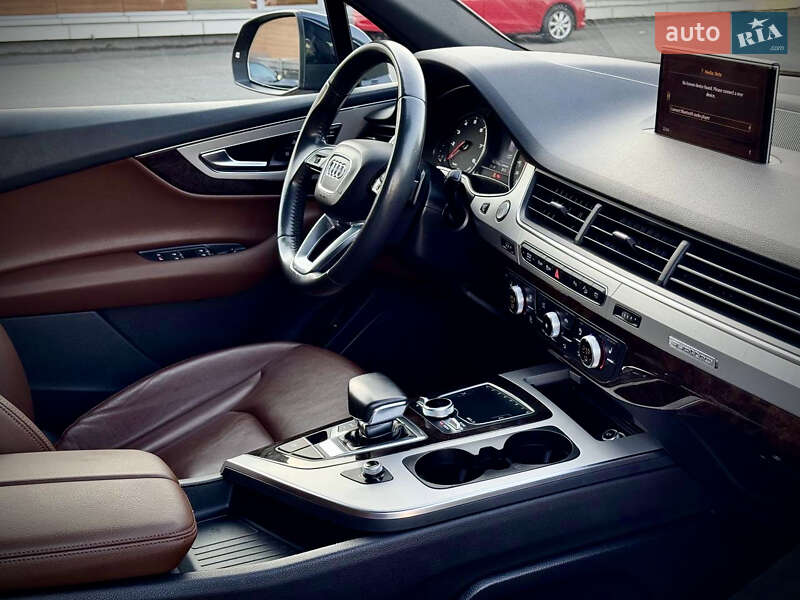 Внедорожник / Кроссовер Audi Q7 2018 в Киеве
