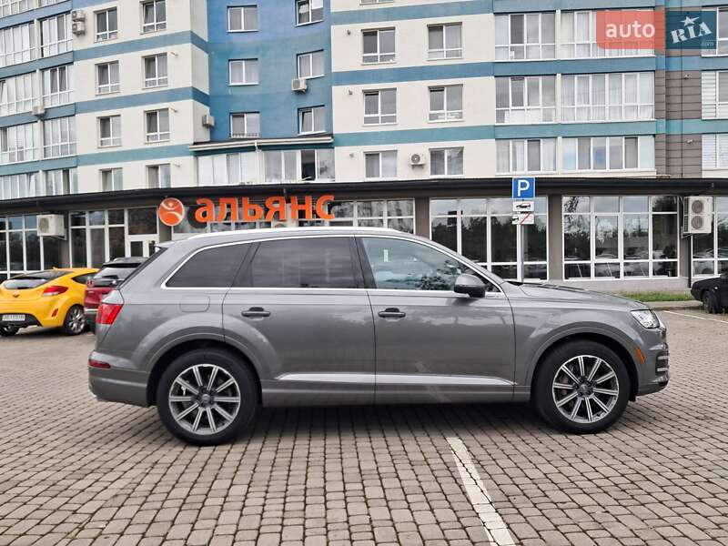 Внедорожник / Кроссовер Audi Q7 2016 в Ивано-Франковске