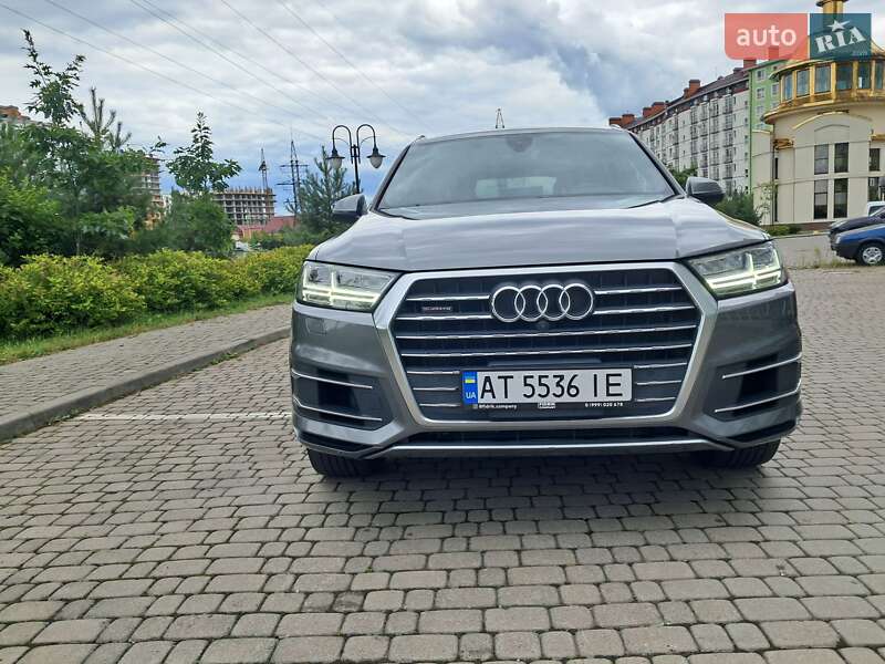 Внедорожник / Кроссовер Audi Q7 2016 в Ивано-Франковске