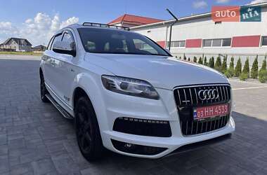 Позашляховик / Кросовер Audi Q7 2015 в Луцьку