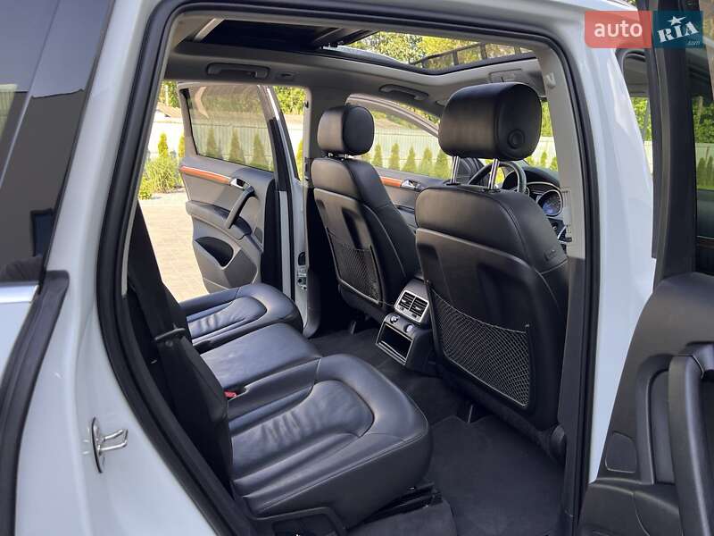 Позашляховик / Кросовер Audi Q7 2015 в Луцьку фото 12 Позашляховик / Кросовер Audi Q7 2015 в Луцьку