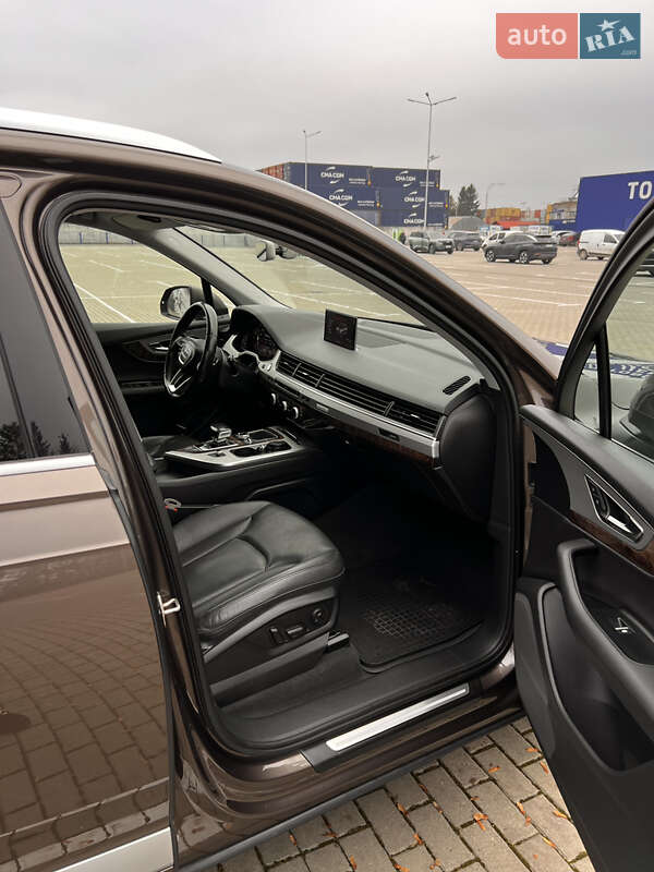 Внедорожник / Кроссовер Audi Q7 2016 в Тернополе