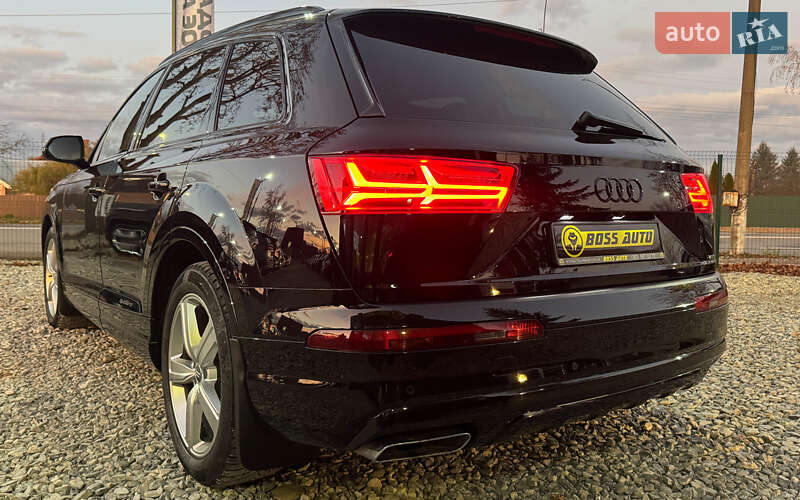 Позашляховик / Кросовер Audi Q7 2015 в Коломиї