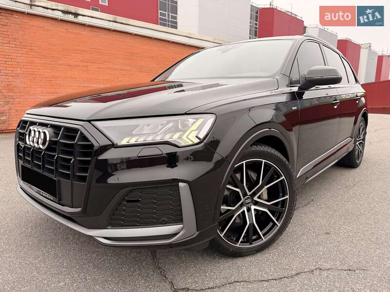 Позашляховик / Кросовер Audi Q7 2022 в Києві фото 20 Позашляховик / Кросовер Audi Q7 2022 в Києві