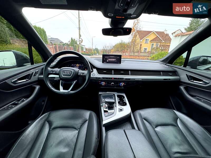 Внедорожник / Кроссовер Audi Q7 2018 в Ровно