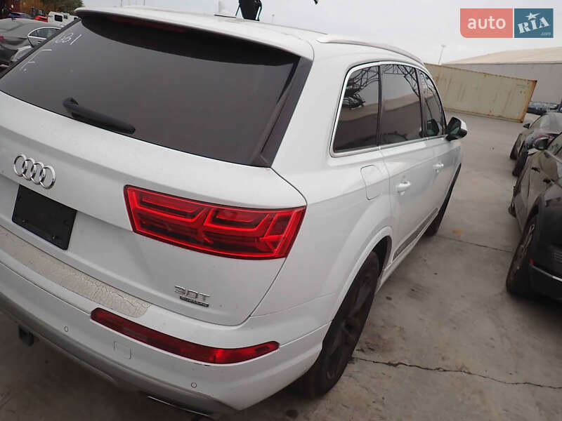 Позашляховик / Кросовер Audi Q7 2016 в Львові фото 3 Позашляховик / Кросовер Audi Q7 2016 в Львові