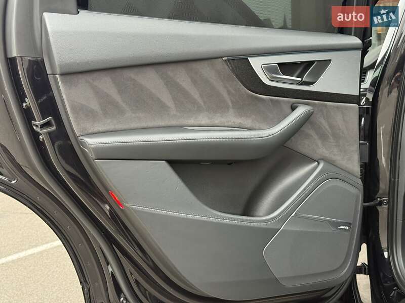 Внедорожник / Кроссовер Audi Q7 2016 в Киеве фото 117 Внедорожник / Кроссовер Audi Q7 2016 в Киеве