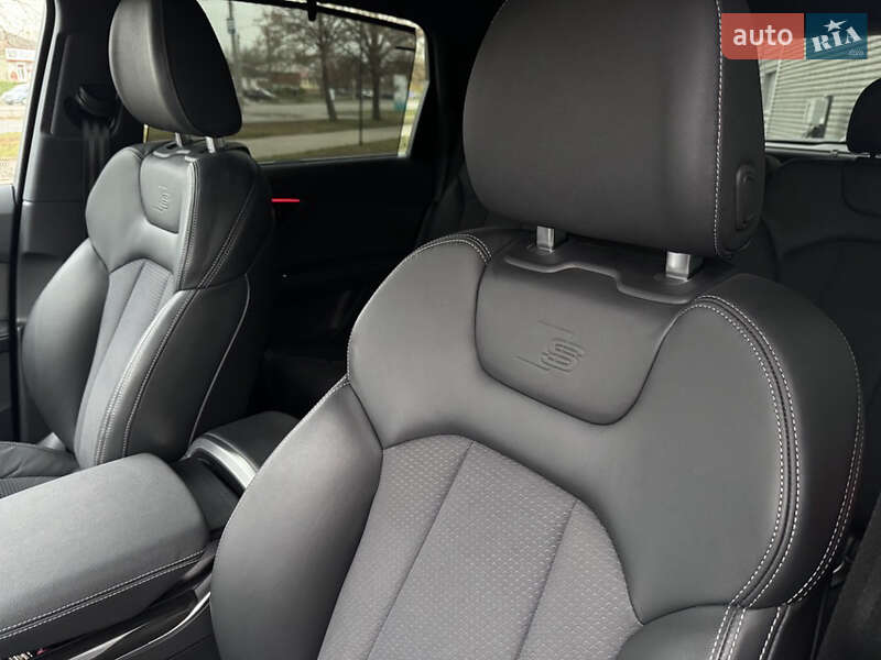 Внедорожник / Кроссовер Audi Q7 2024 в Харькове