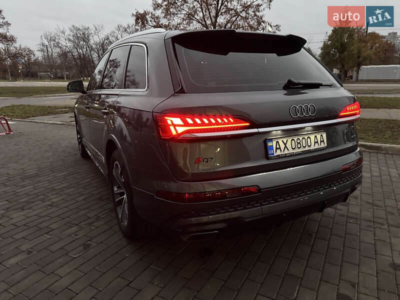 Внедорожник / Кроссовер Audi Q7 2024 в Харькове