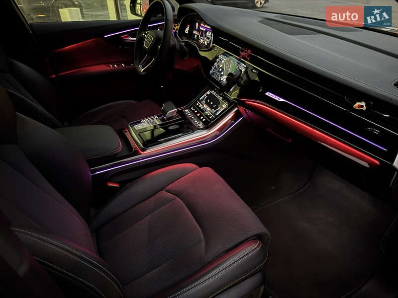 Внедорожник / Кроссовер Audi Q7 2024 в Харькове